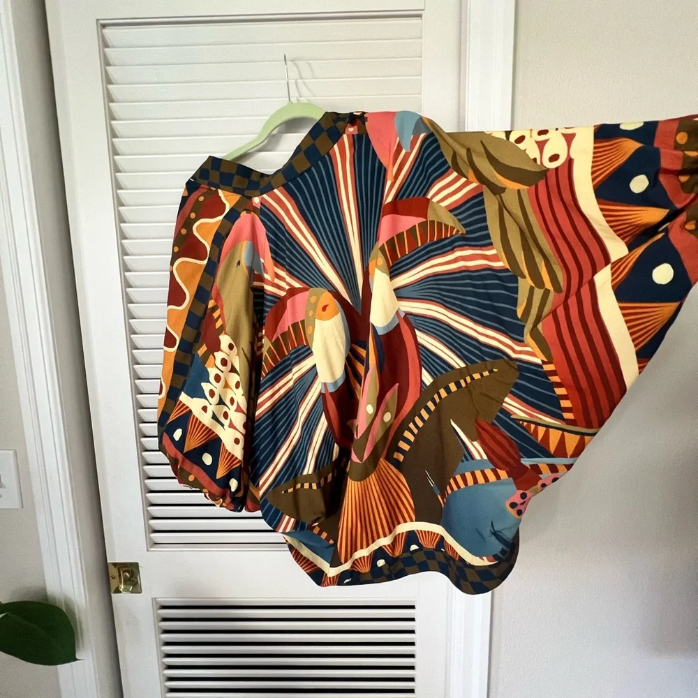 FARM Rio Colorful Patterned Top - Picture 9 of 11